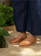 Mexas Güerita Handmade Leather Huaraches in Tan