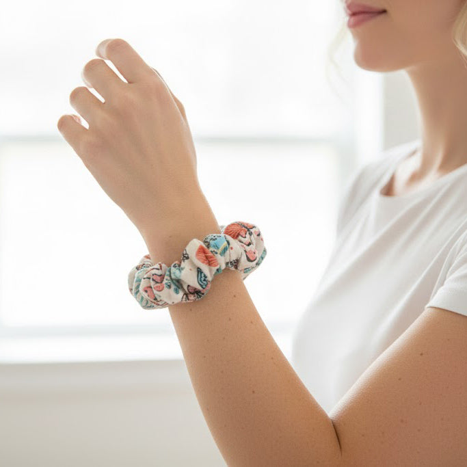 Flutter Jumbo Scrunchie