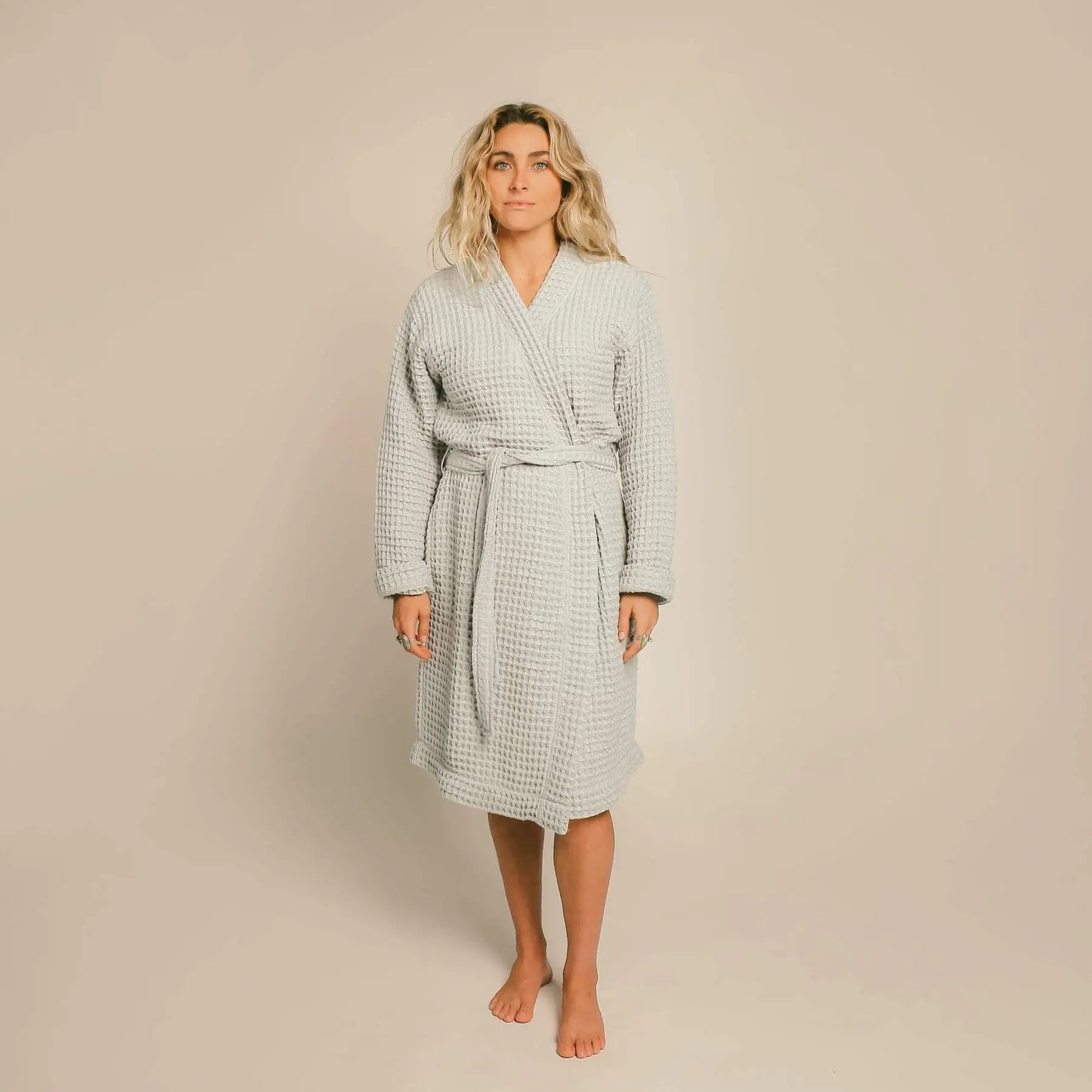 The Organic Weightless Waffle Robe - Silver