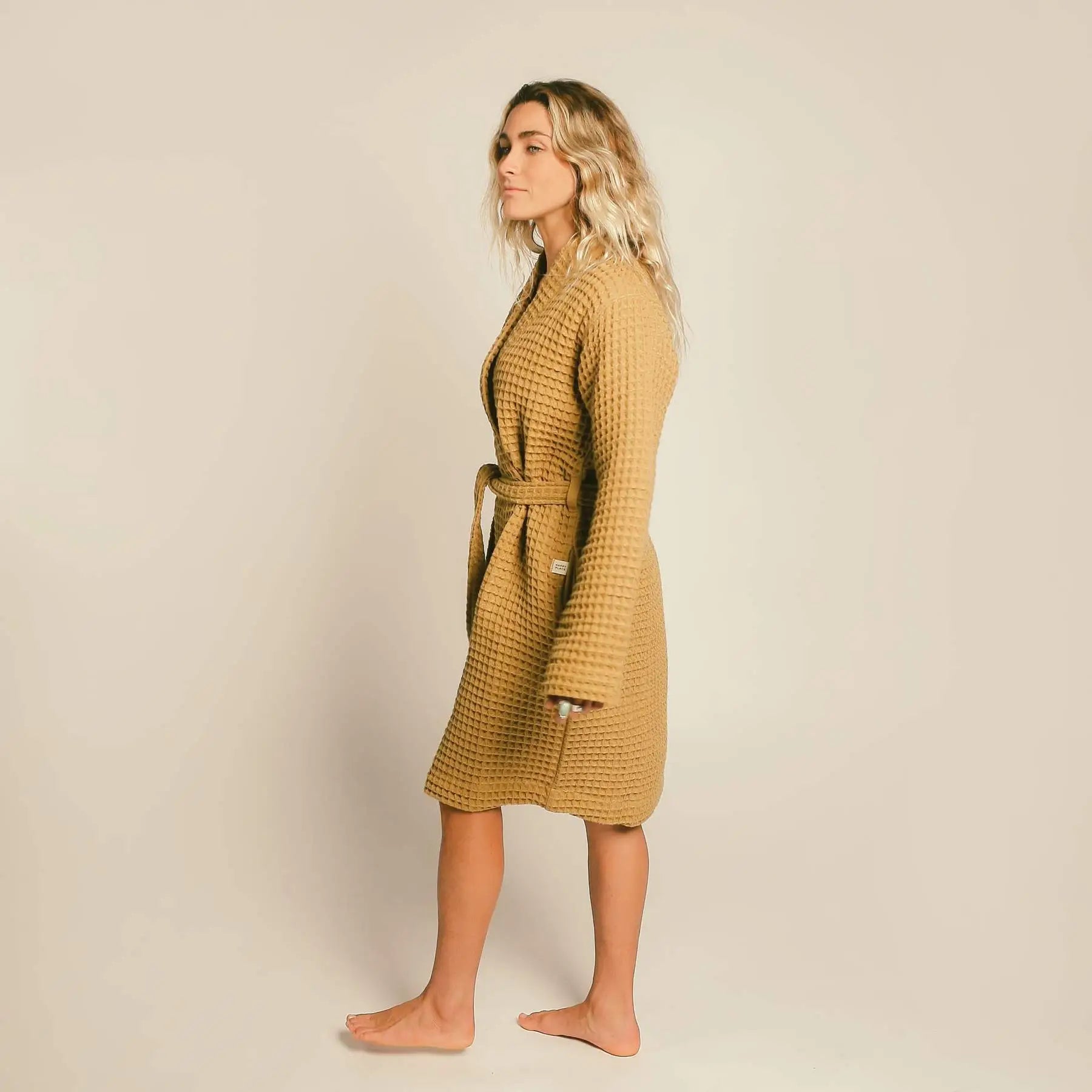The Organic Weightless Waffle Robe - Dijon