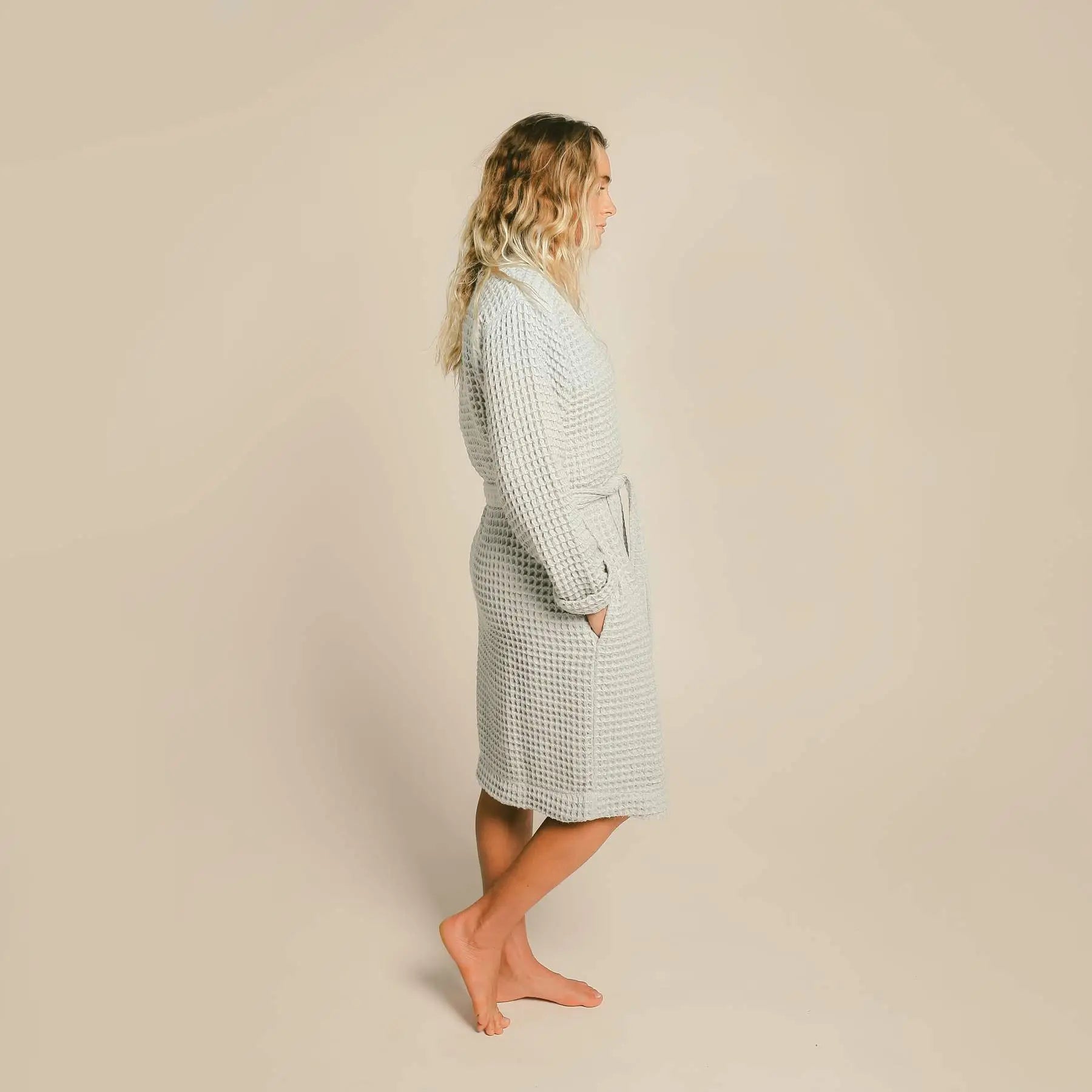 The Organic Weightless Waffle Robe - Silver