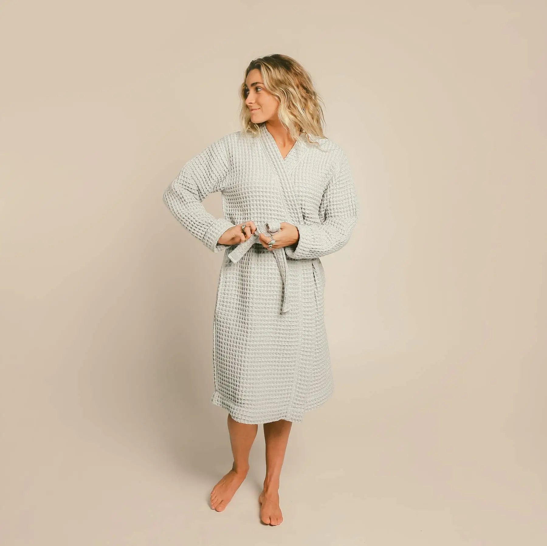 The Organic Weightless Waffle Robe - Silver