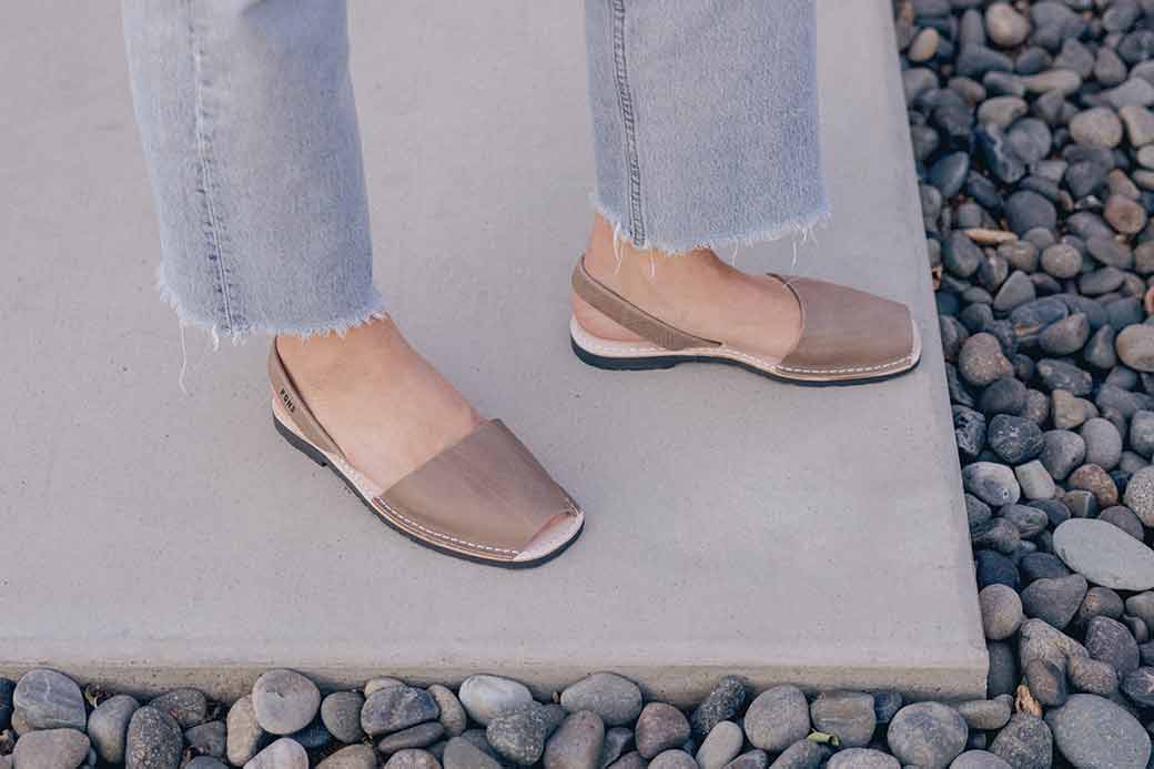 Pons Avarcas Classic Women's Sandals | Taupe