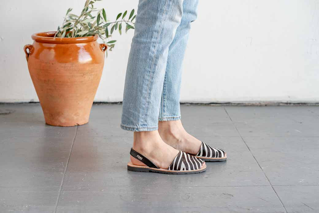 Pons Avarcas Classic Women's Sandals | Zebra