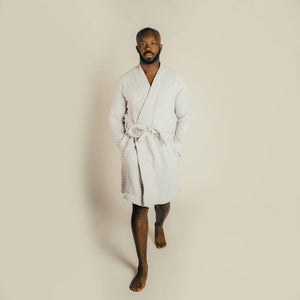 The Organic Weightless Waffle Robe - Silver