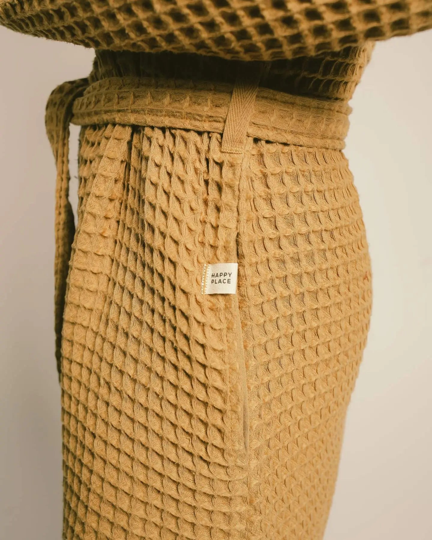 The Organic Weightless Waffle Robe - Dijon