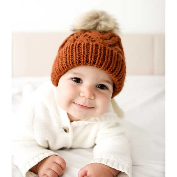 Chili Pop Hand Knit Pom Pom Beanie Hat